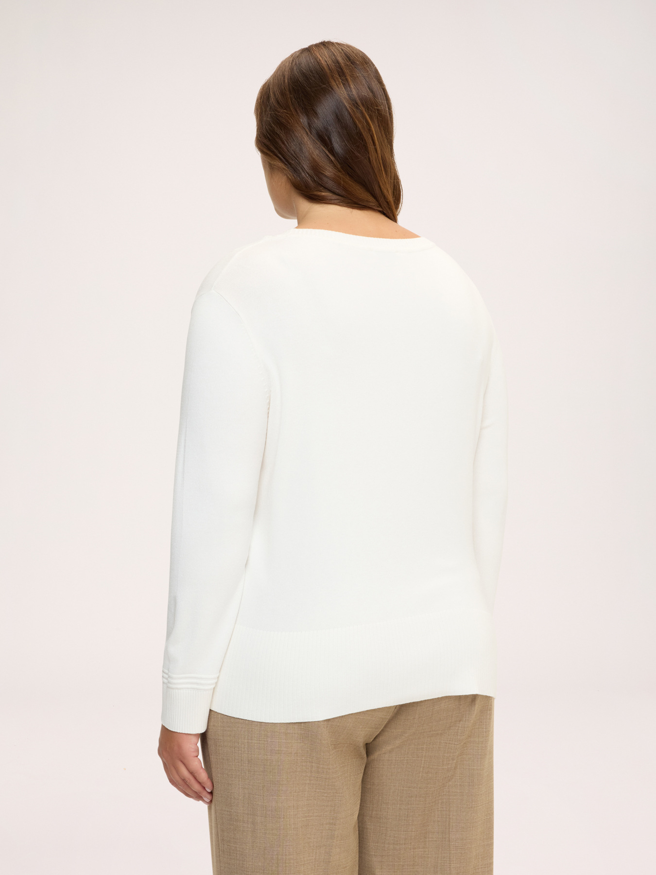 Maglia in misto viscosa con scollo a barchetta image number 1