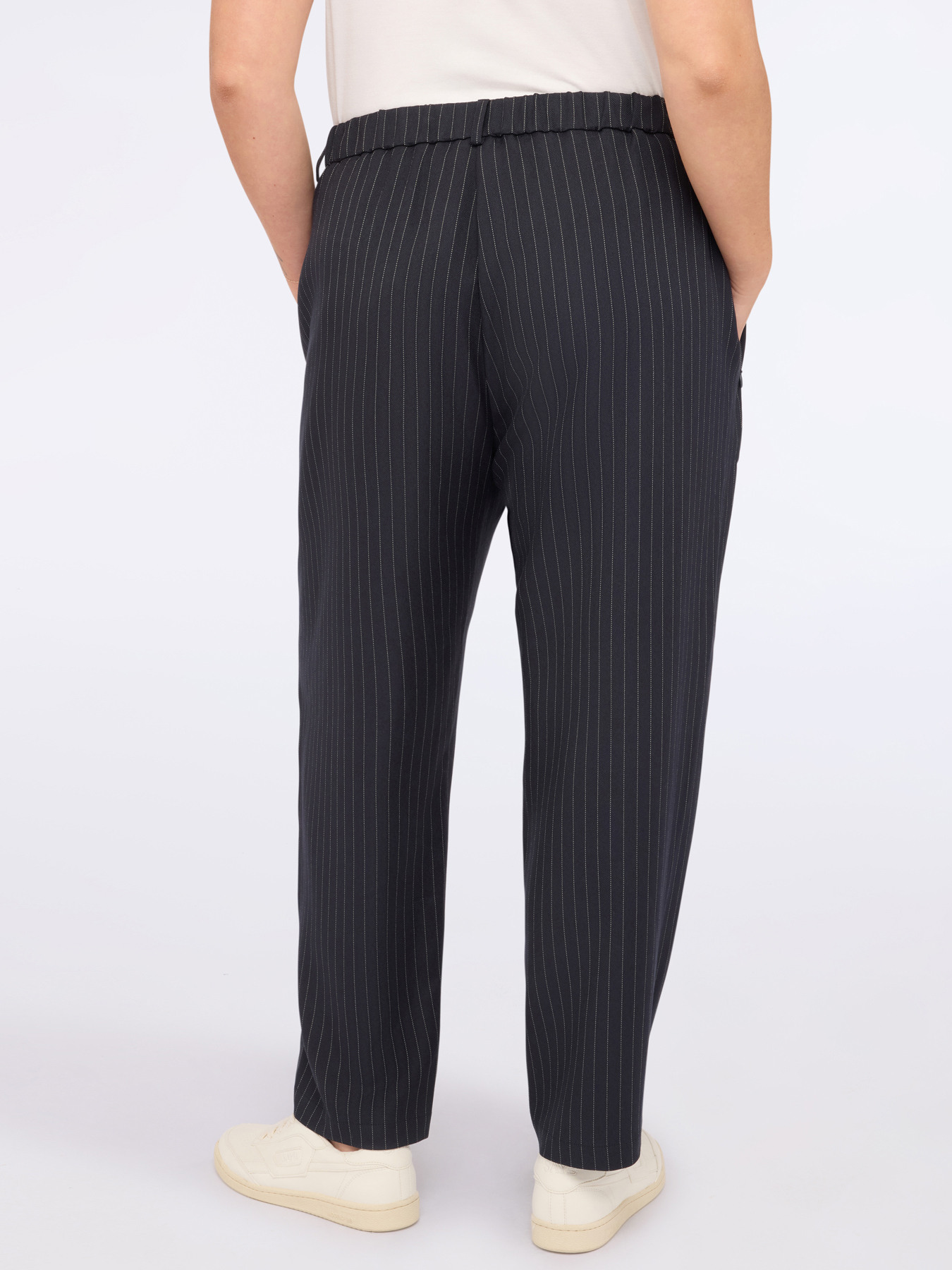 Pantaloni ballon gessati image number 3