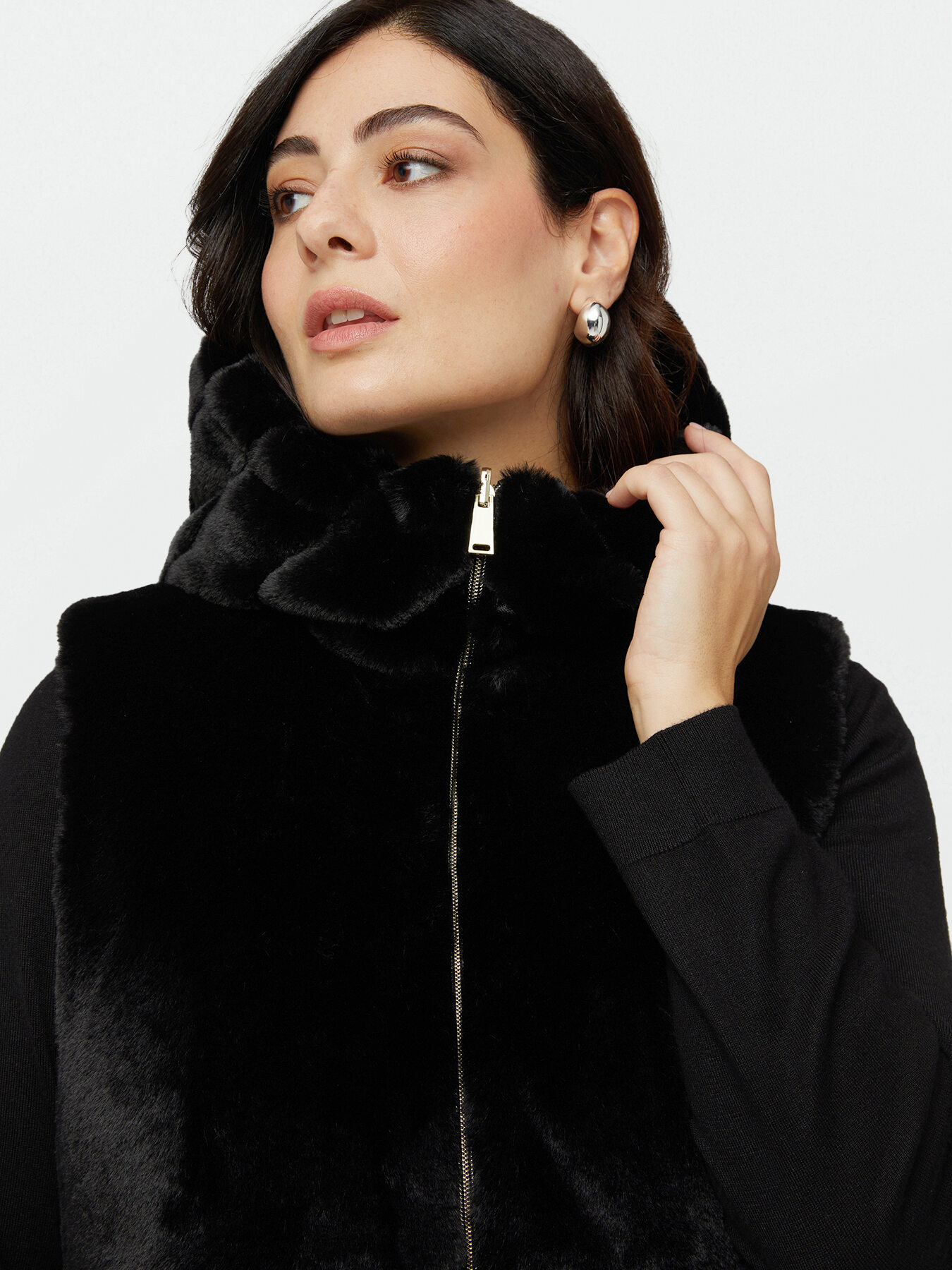 Gilet long avec fermeture &eacute;clair et capuche image number 0