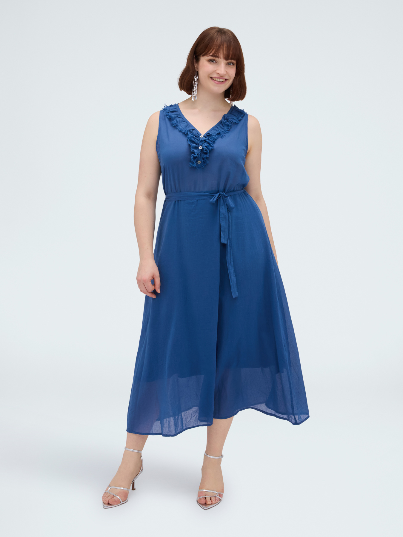Free Dress with Ruffles image number 2