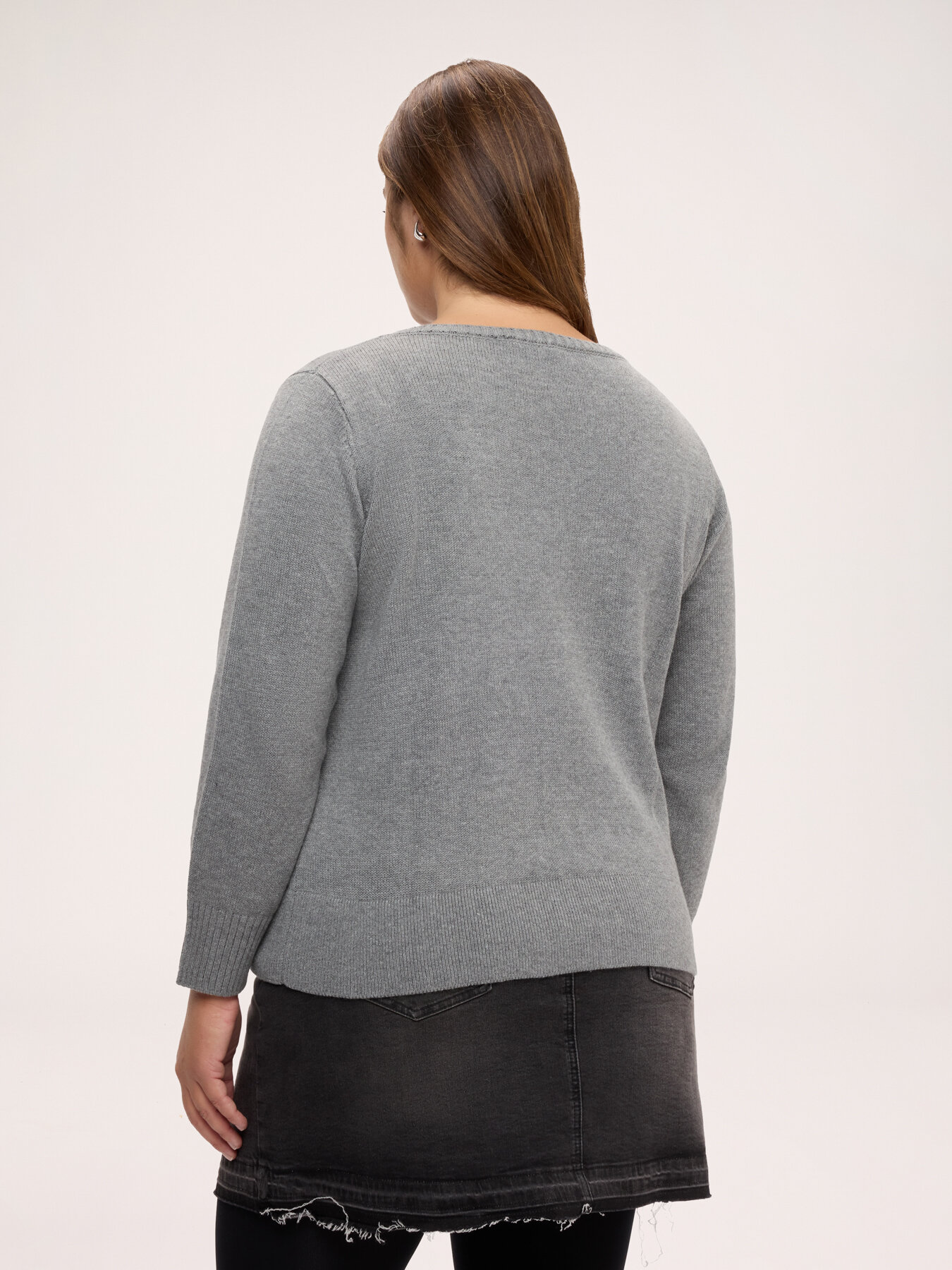 Argyle-pattern sweater with appliqu&eacute;s image number 1