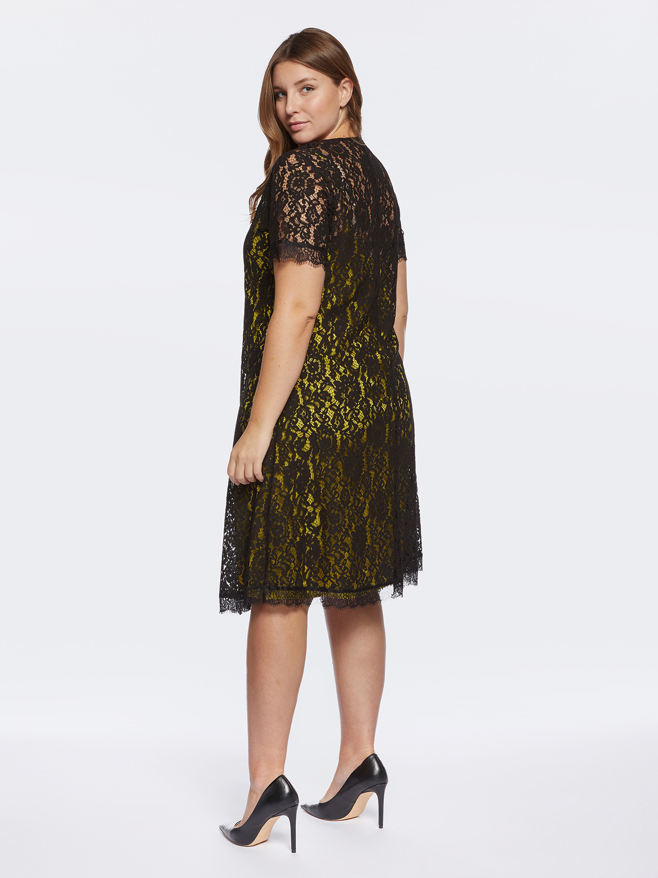 Vestito in pizzo con sottoveste colorata image number 1