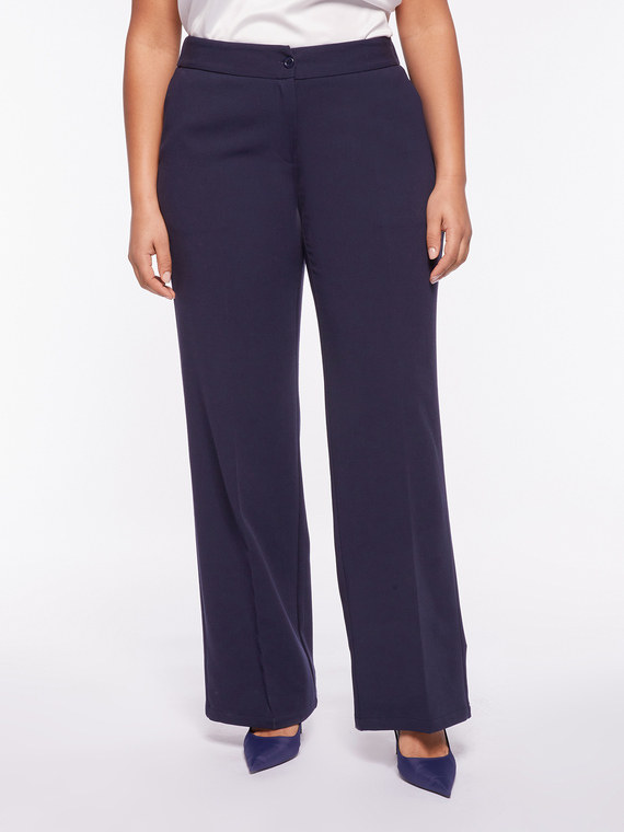 Straight-leg trousers with slanted pockets