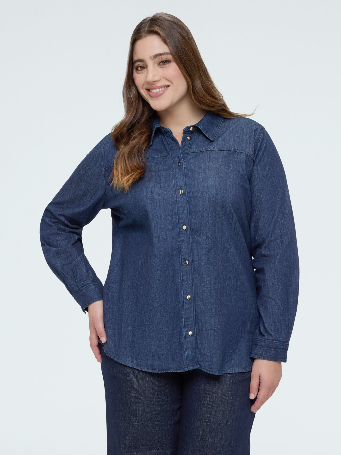 Denim shirt with bow/tie image number 3