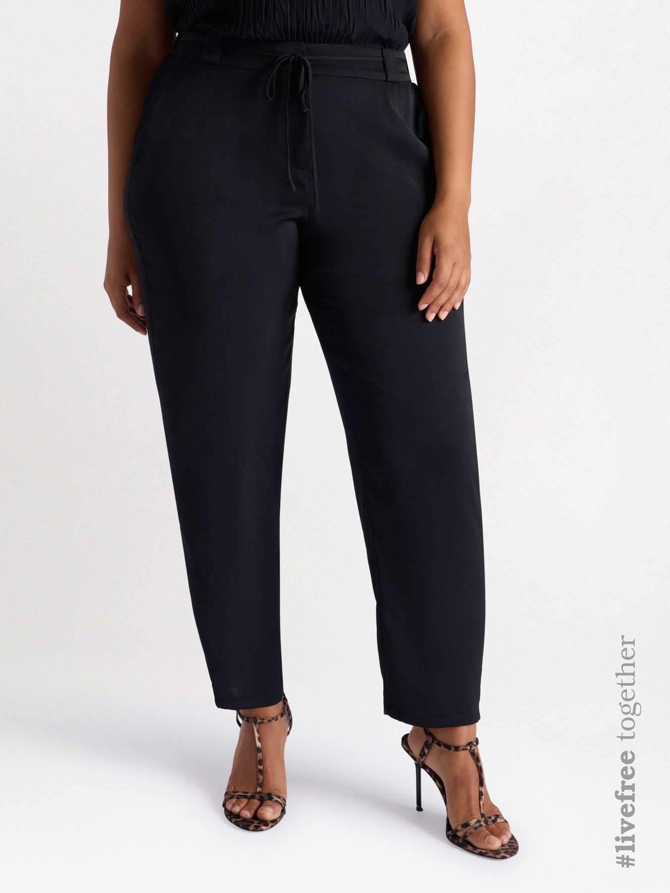 Pantaloni joggers image number 0