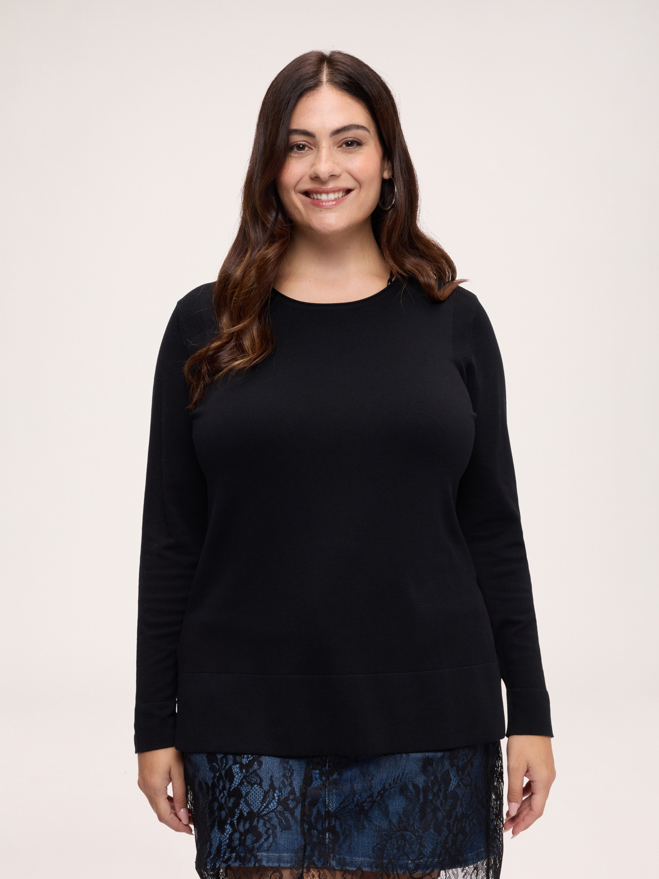Crew neck sweater in viscose blend image number 0