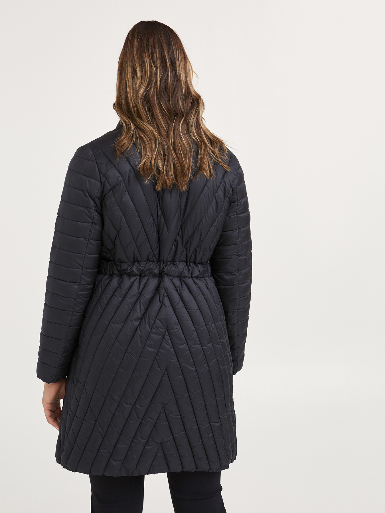 Piumino lungo con sciarpa image number 1