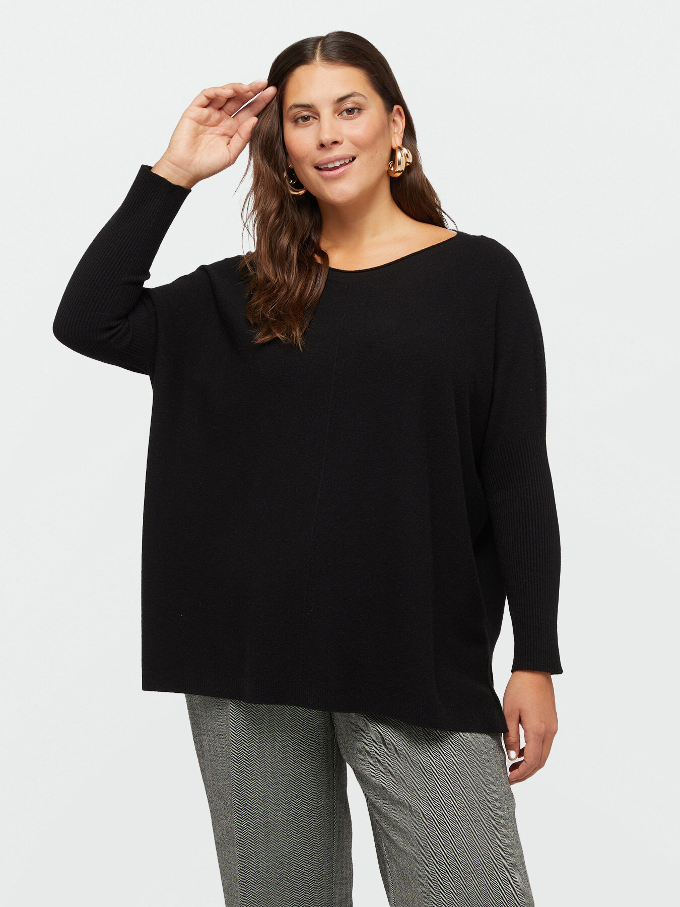 Oversized sweater with ribbed sleeves image number 0