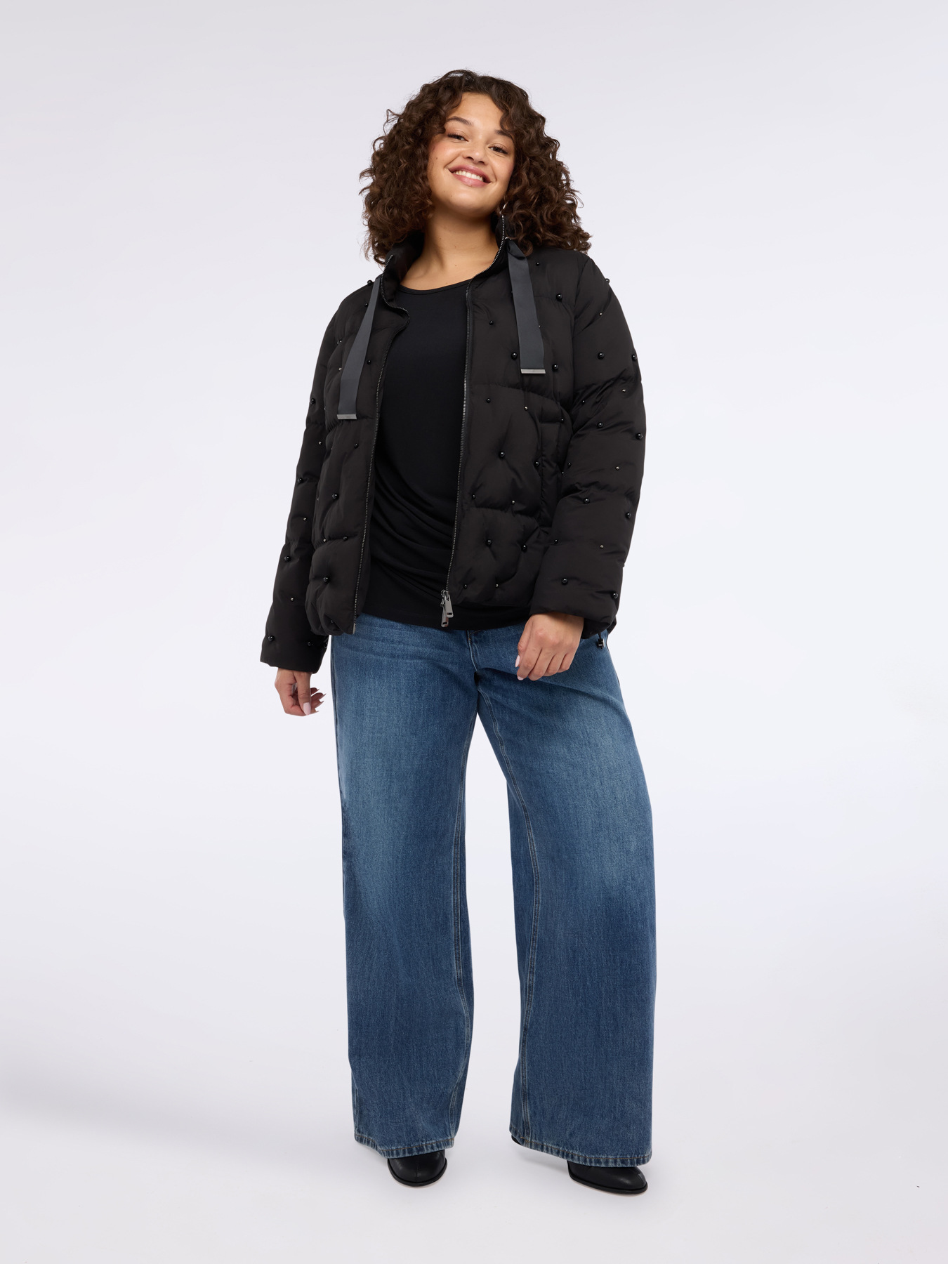 T-shirt con drappeggio e castoni image number 3