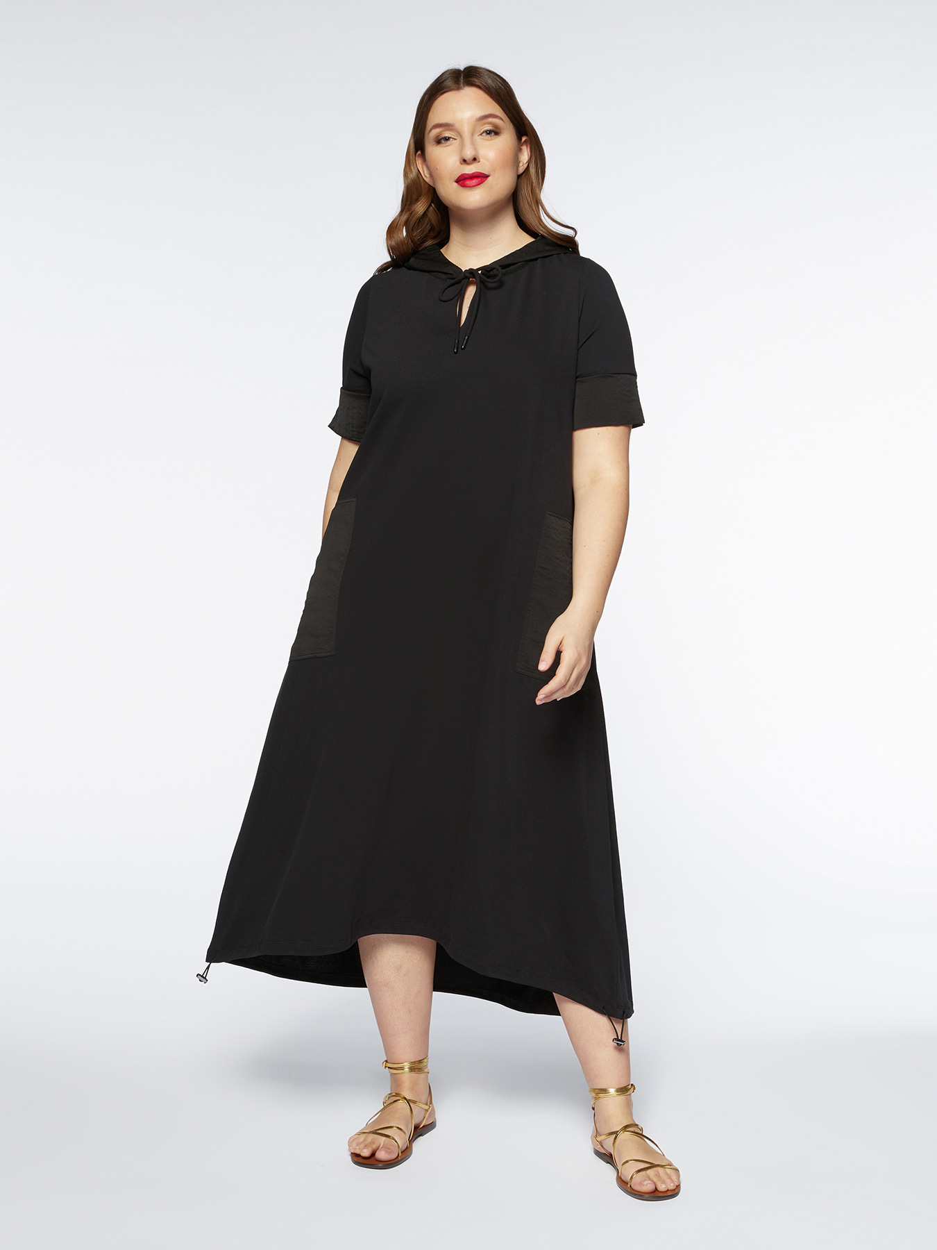 Langes Kleid mit Kapuze image number 0