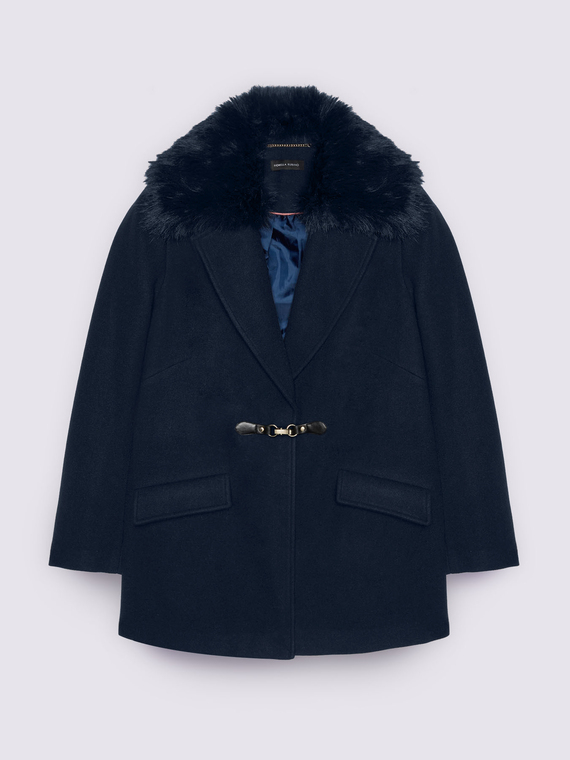Coat with removable plush collar