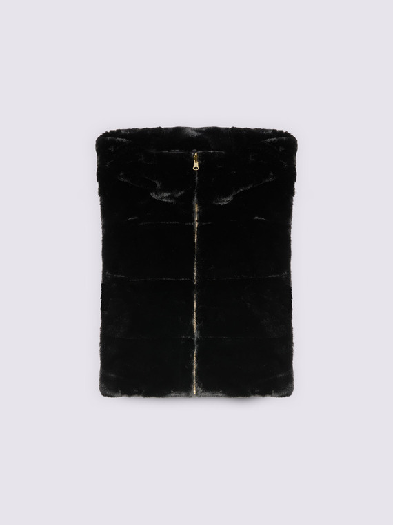 Padded bib with plush hood