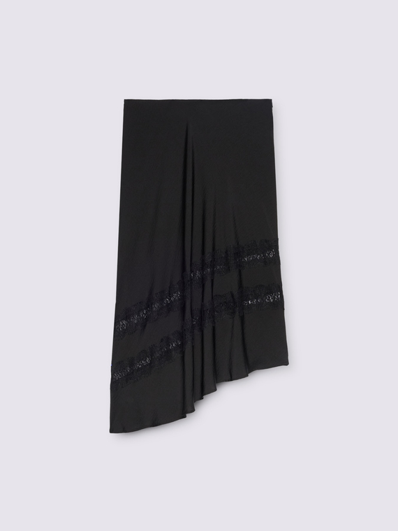 Langer ausgestellter Rock aus Satin mit Spitze