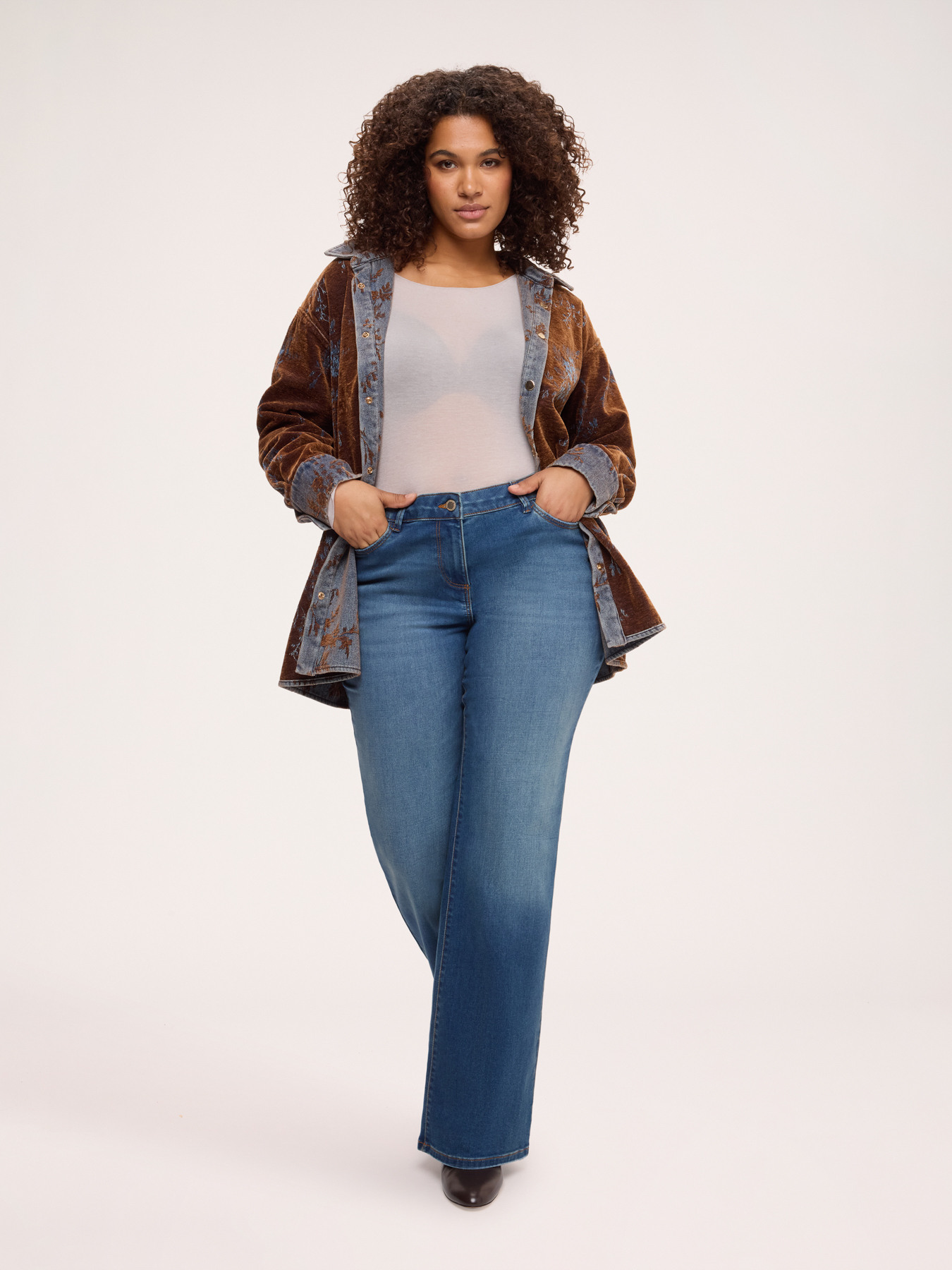 Denim shirt jacket with floral embroidery image number 4