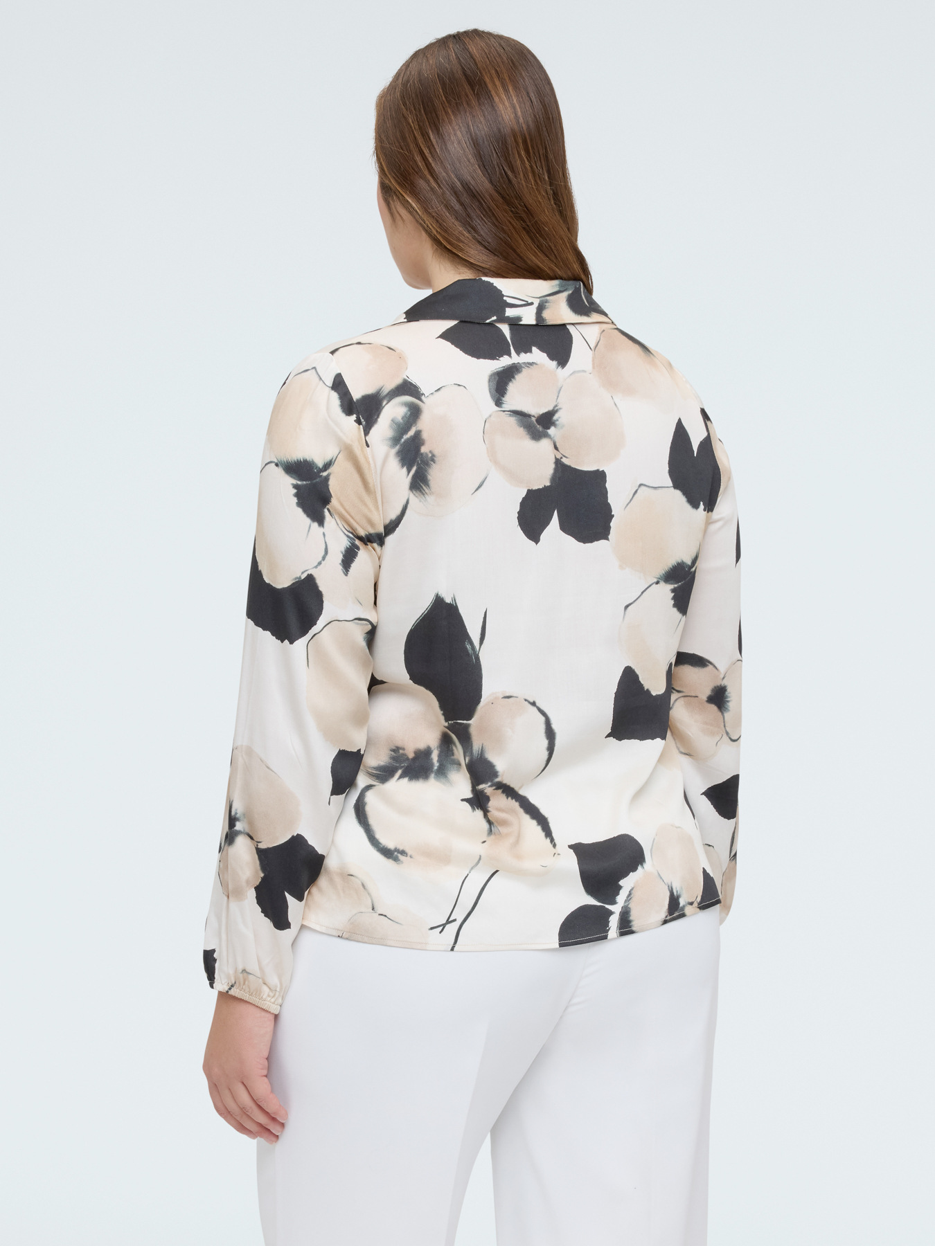 Bluse aus Satin mit Blumendruck image number 1