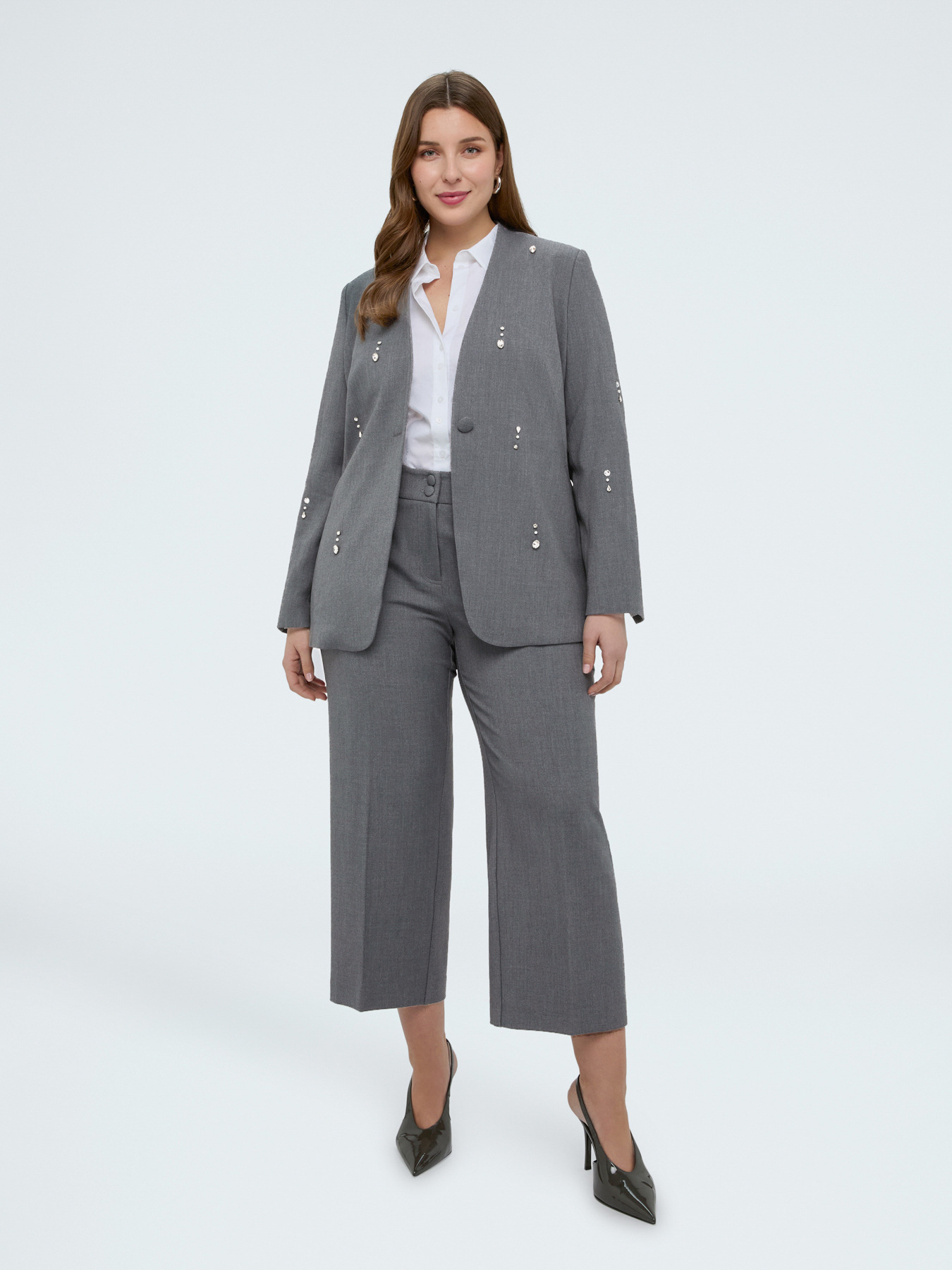 Blazer con detalles brillantes image number 4