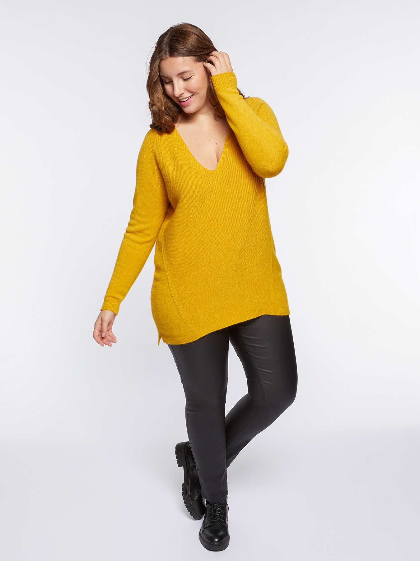 Pull large point mousse image number 2