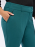 Pantaloni carrot fit con borchie image number 2