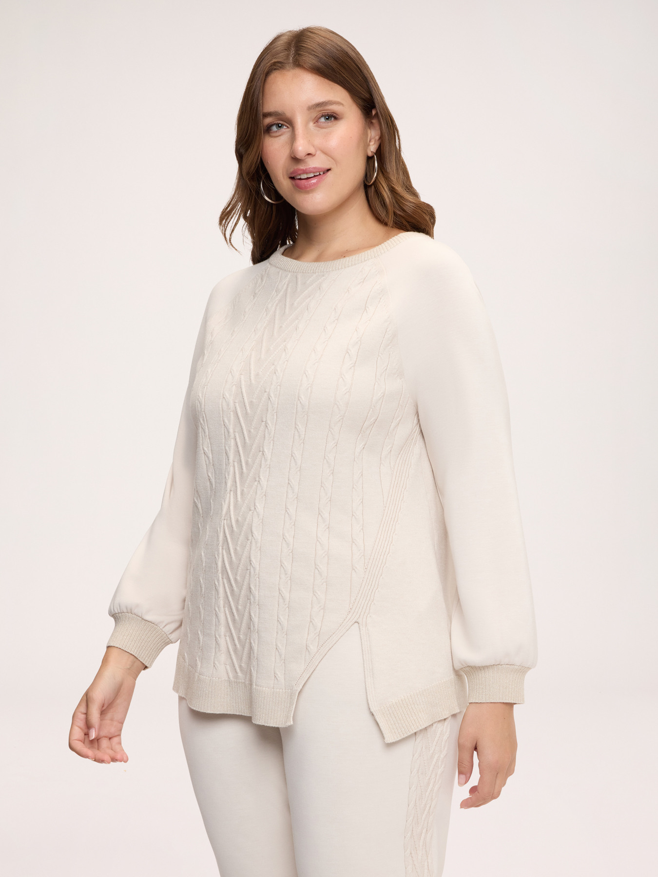 Pull col rond avec motif torsad&eacute; image number 0