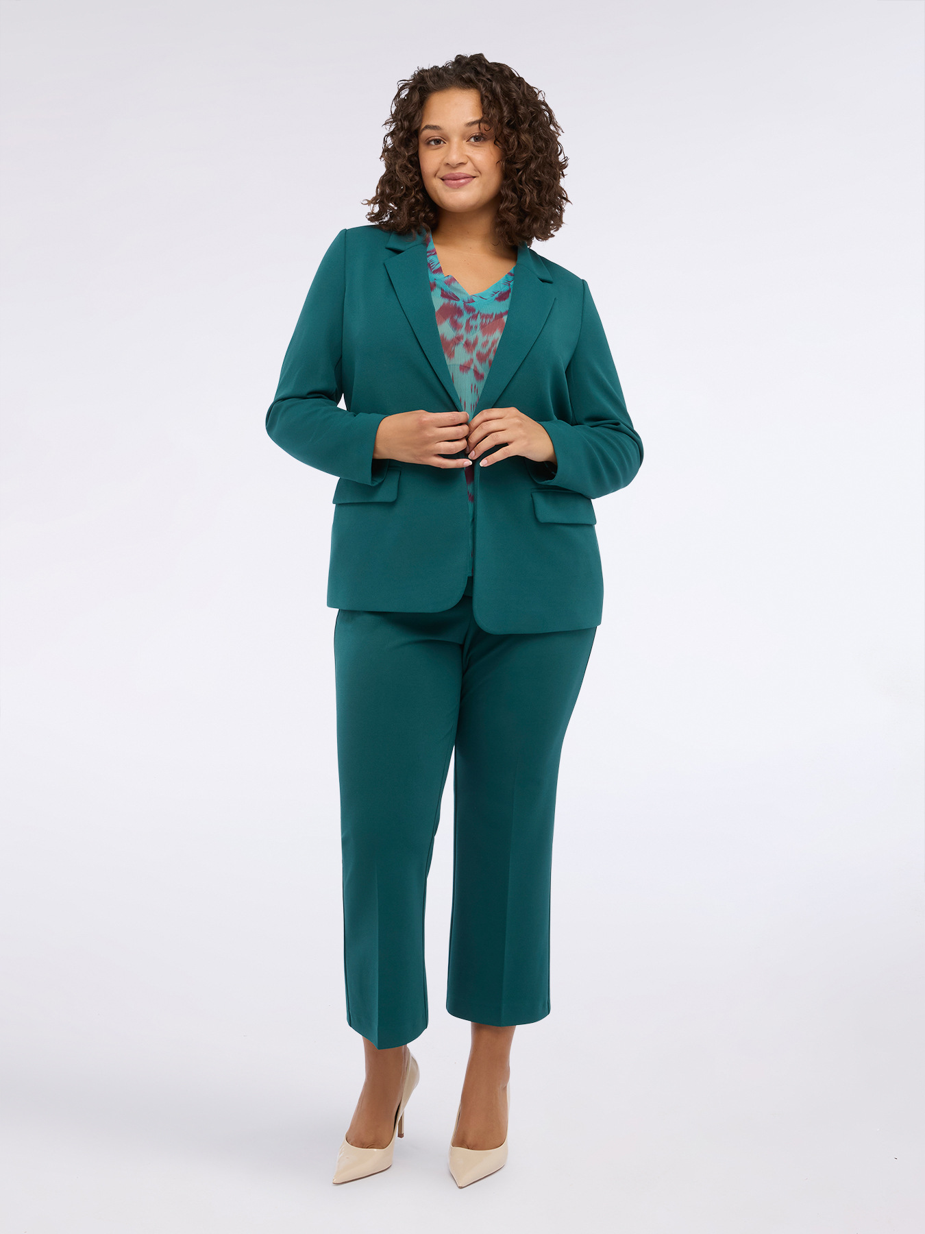 Blouse &agrave; imprim&eacute; abstrait en cr&ecirc;pon image number 2