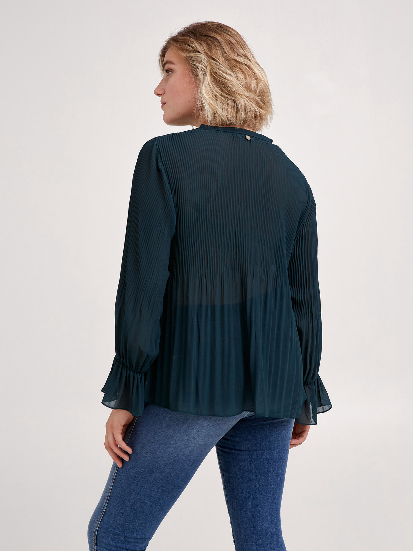 Pleated blouse image number 1