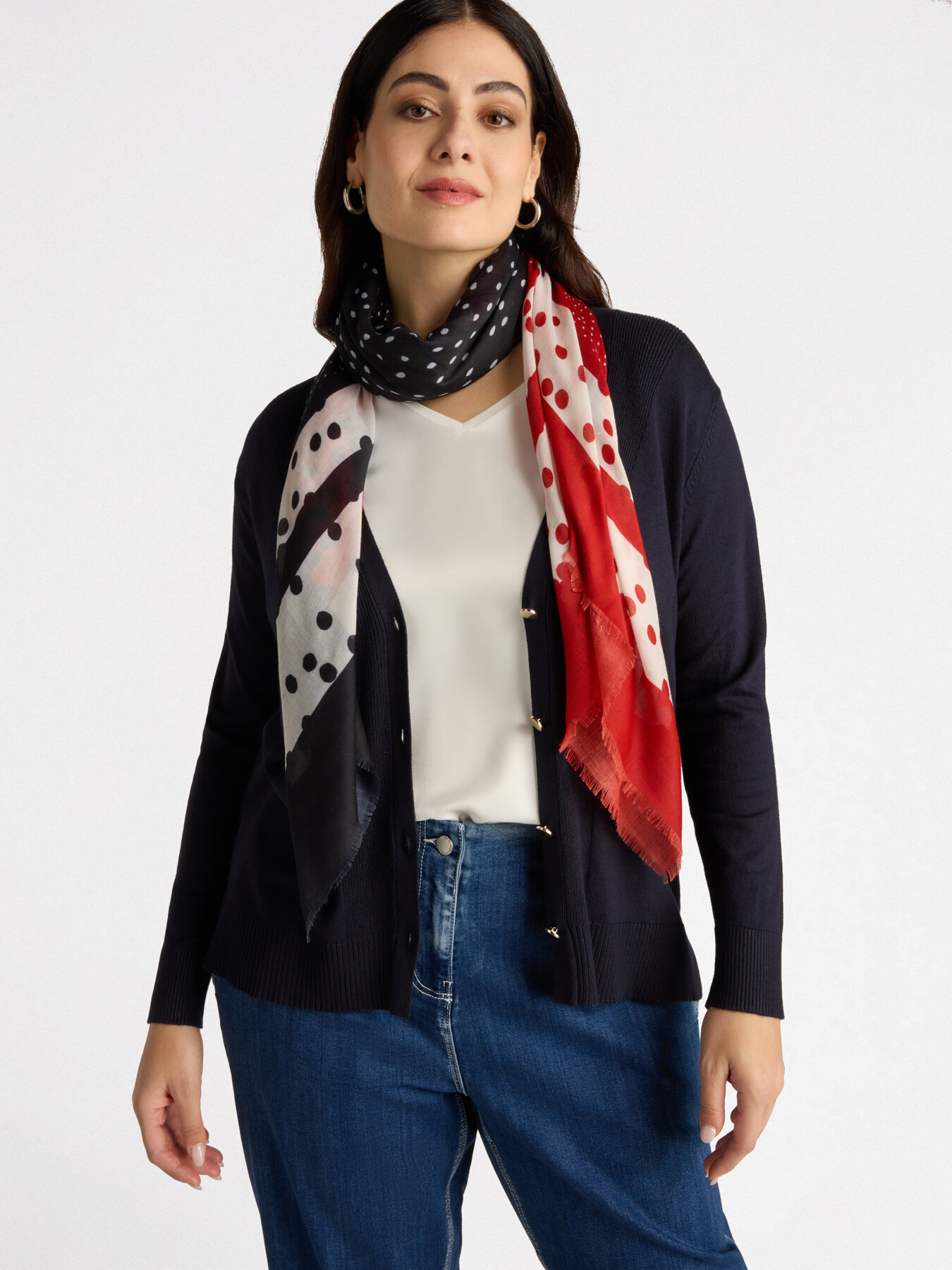 Foulard &agrave; pois image number 0