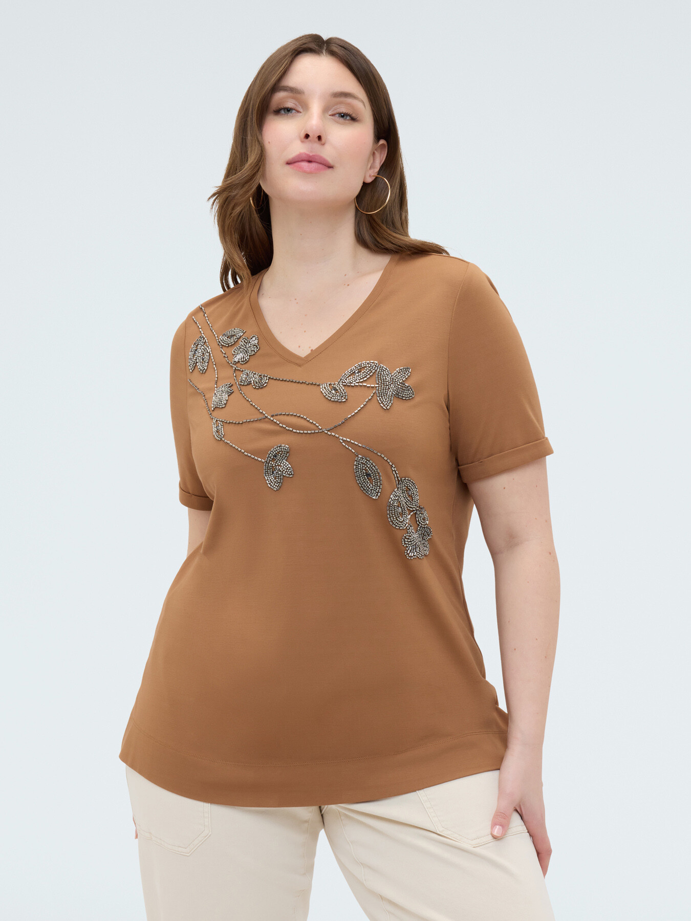 Cotton t-shirt with floral embroidery image number 4