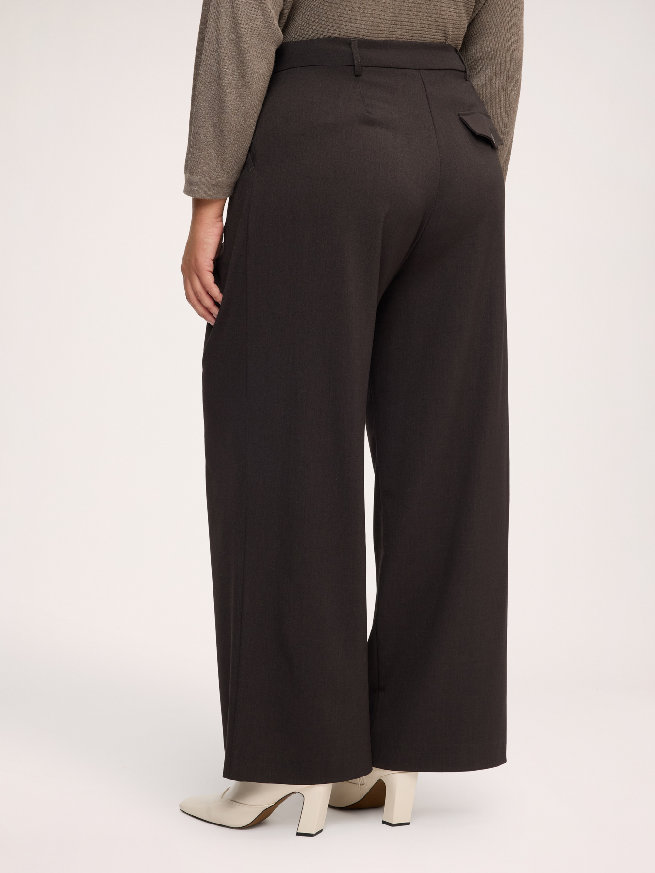 Wide-leg trousers with wrap closure image number 1