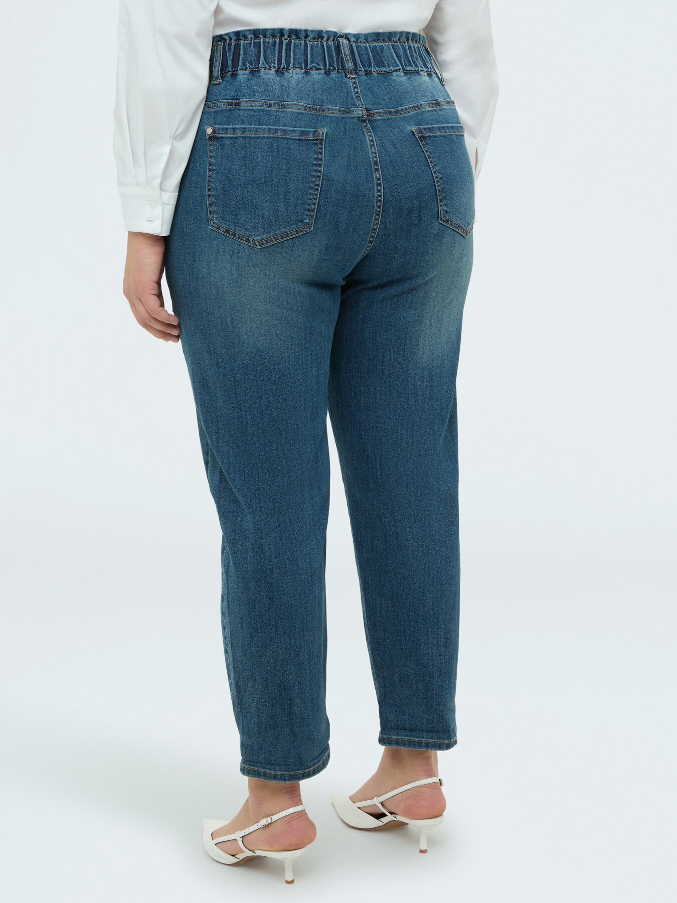 Jeans Balloon &mu;&epsilon; &sigma;&tau;&rho;&alpha;&sigmaf; image number 1
