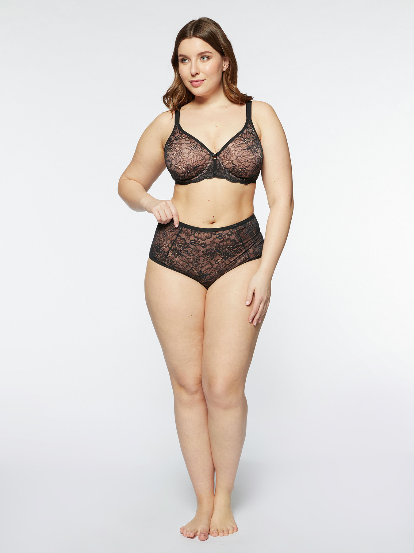 Triumph shaping slip with lace effect image number 2