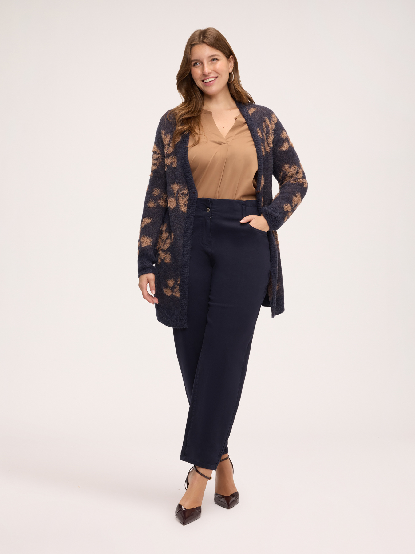 Balloon Pants in Cotton Blend image number 2