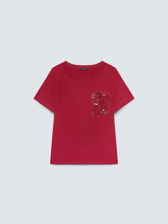 Cotton t-shirt with crochet pocket and sequins