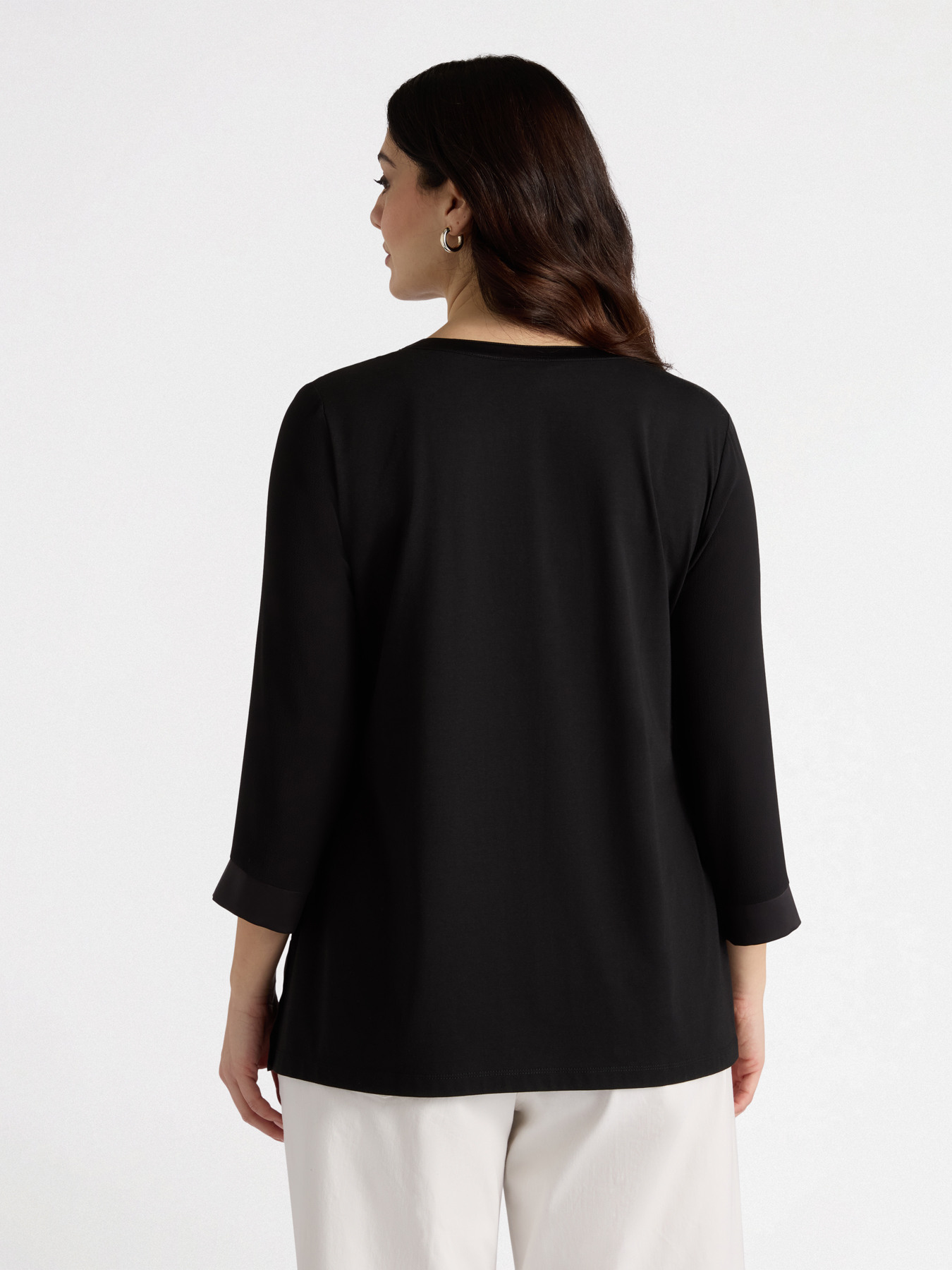 T-shirt bimaterica con scollo a V image number 1