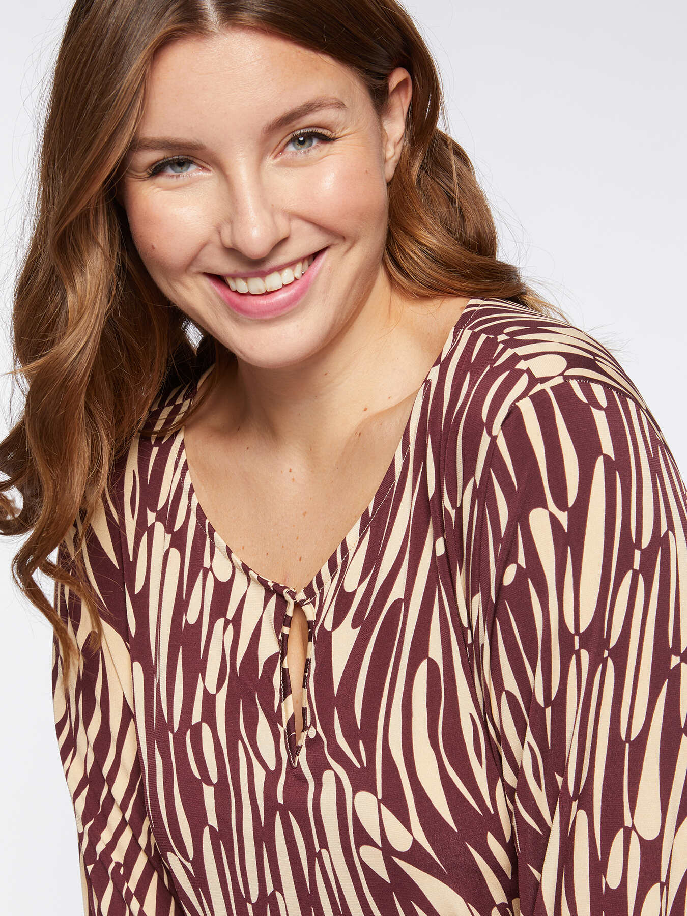 Camiseta estampada image number 2