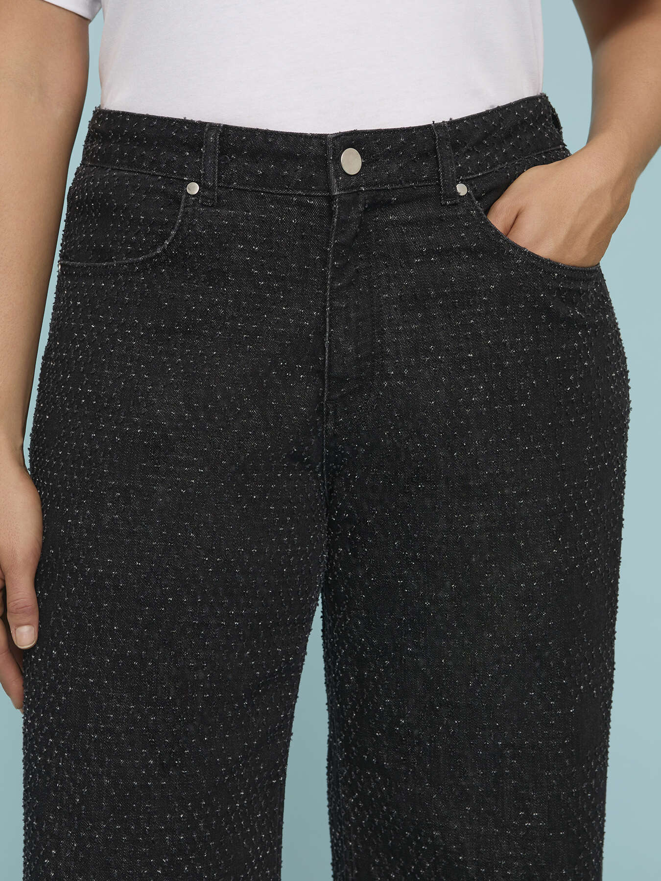 Jeans straight leg effetto ricamato image number 3