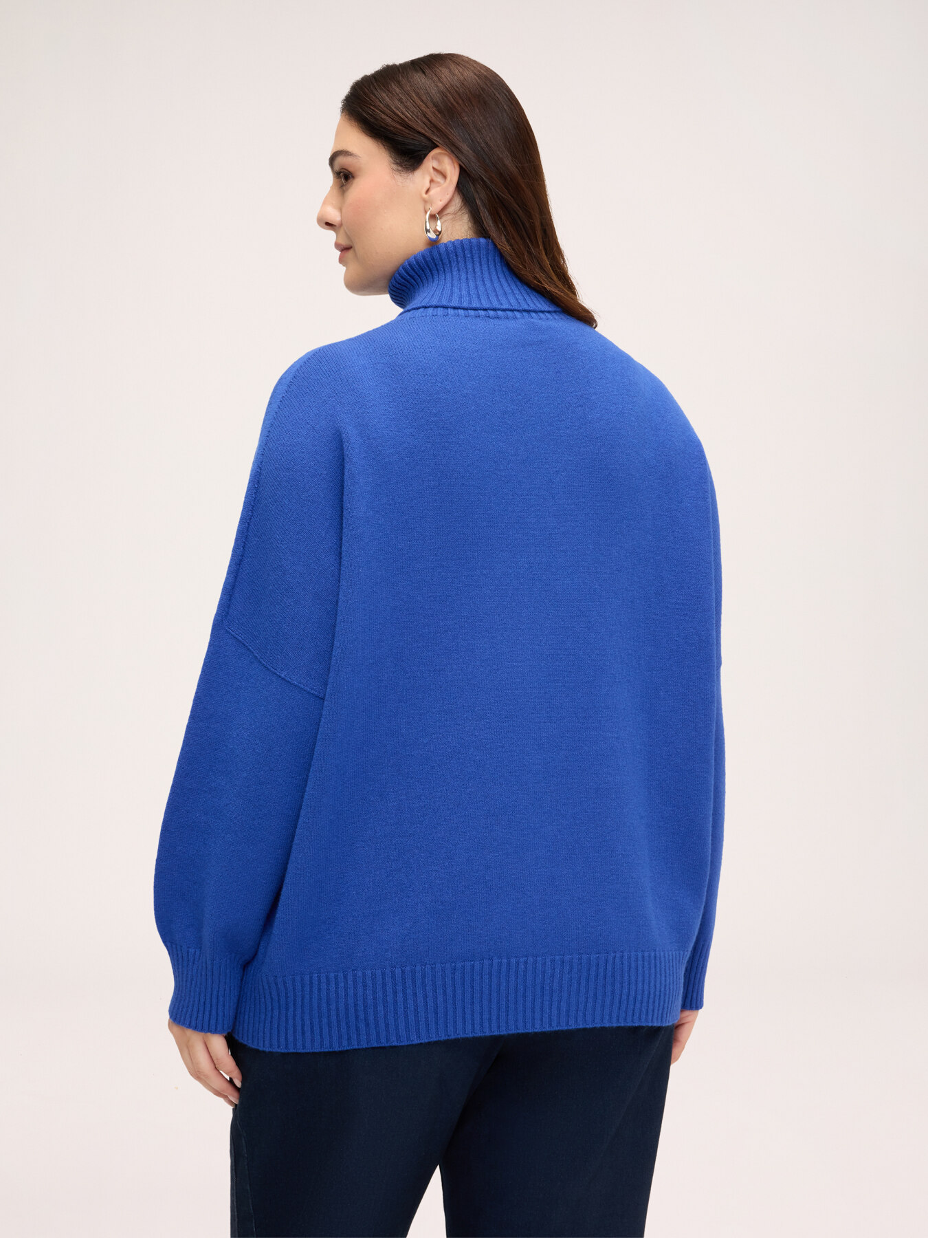Rollkragenpullover aus Viskose-Mischgewebe image number 1