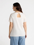 T-shirt with flower brooches image number 1