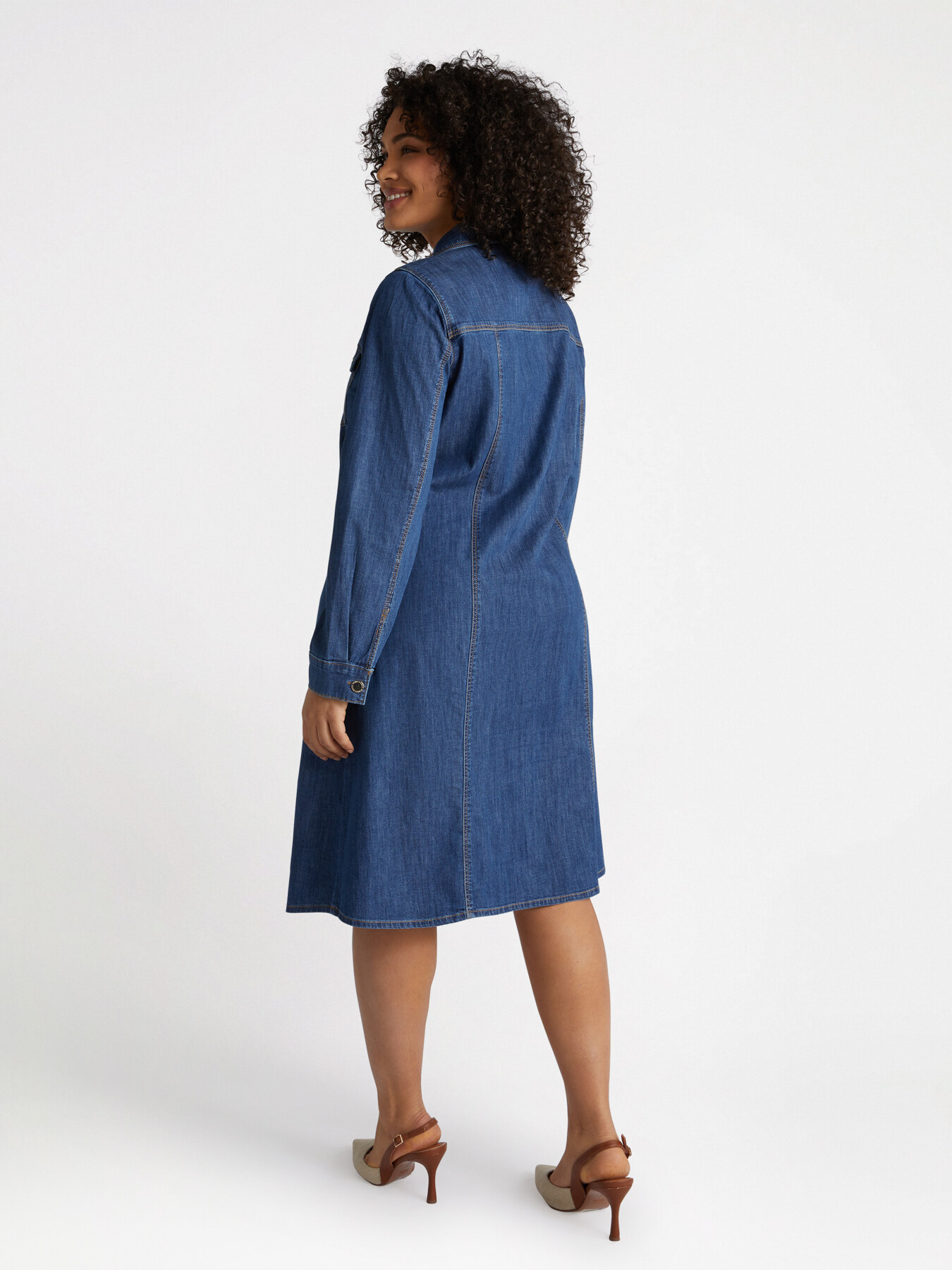 Kleid aus Stretch-Denim image number 1