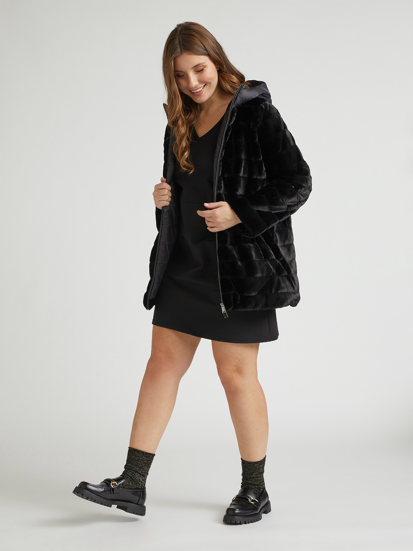 Piumino in tessuto effetto pelliccia image number 0