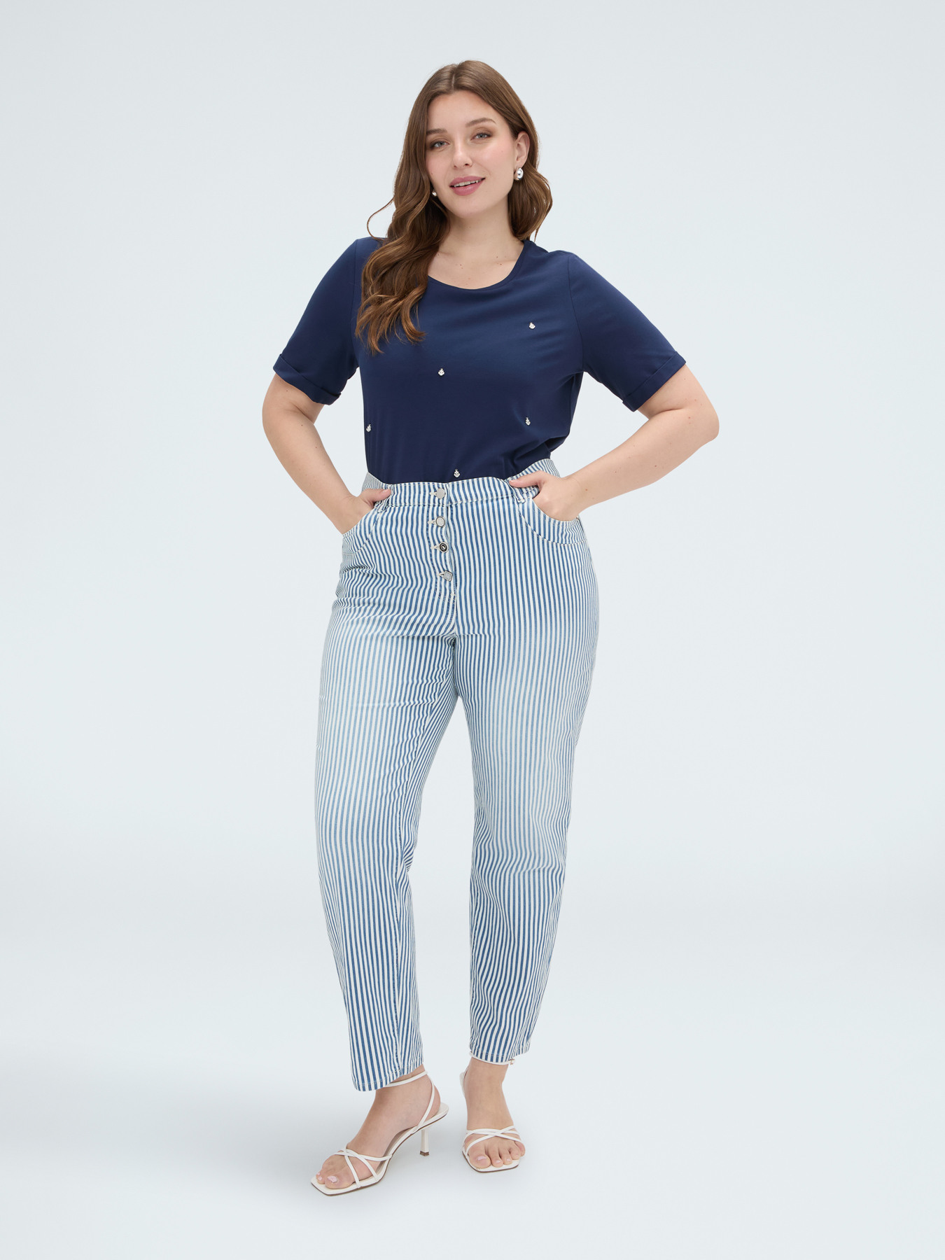 Striped Barrel Jeans image number 2