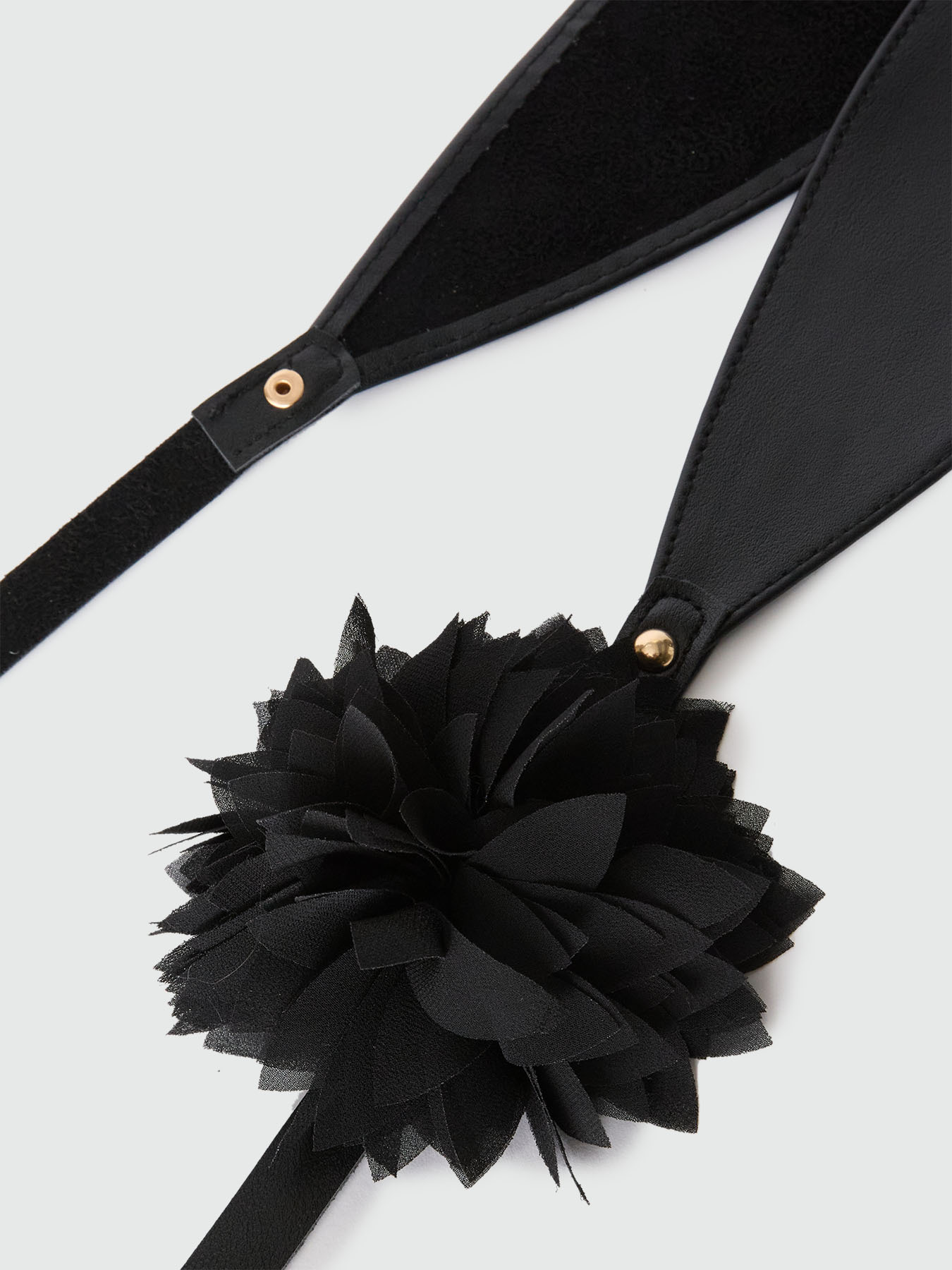 Belt with fabric flower image number 2