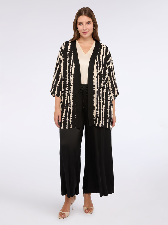 Wide leg pants in stretch satin