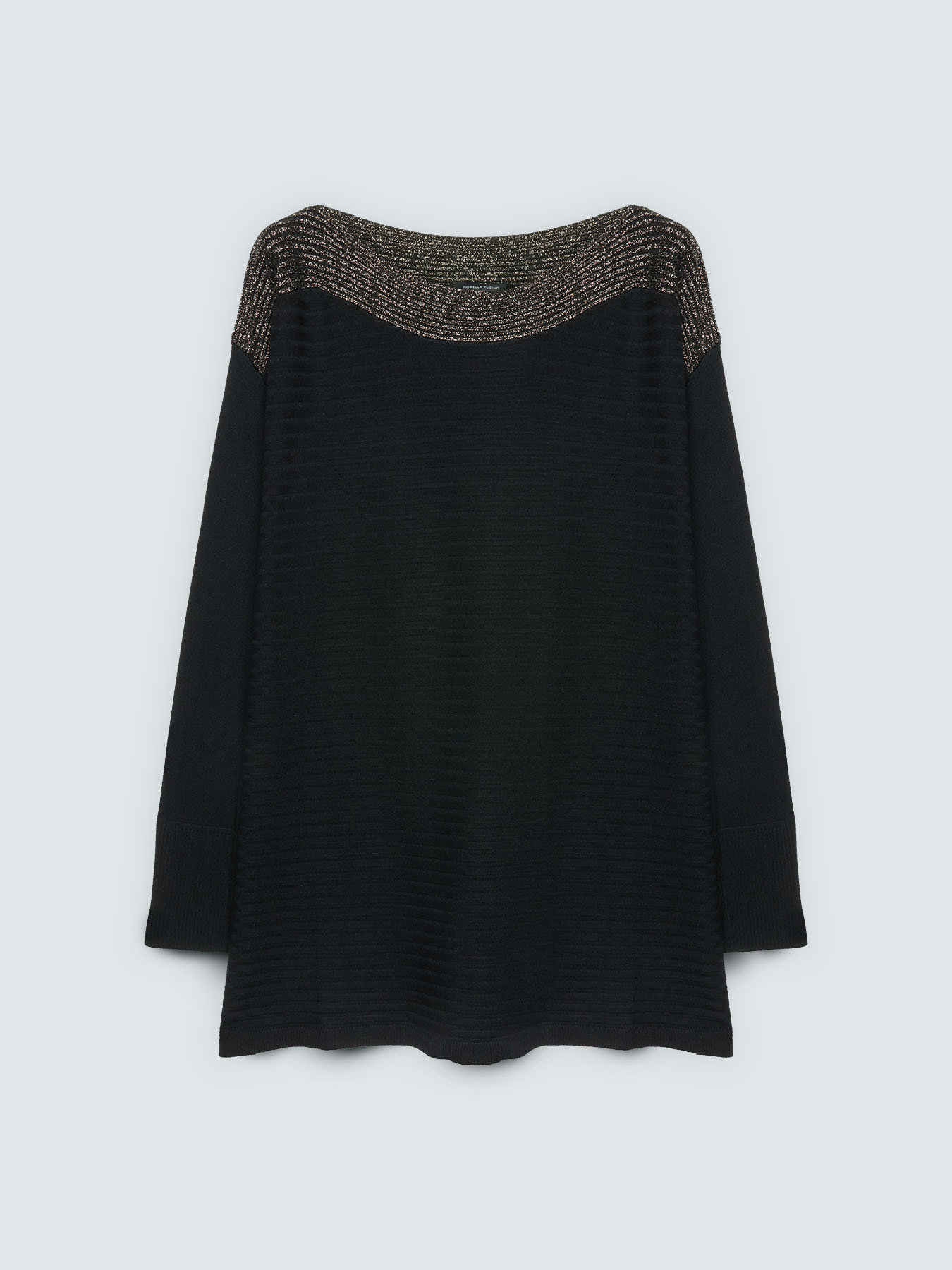 Jersey con escote barco y detalles lurex image number 4