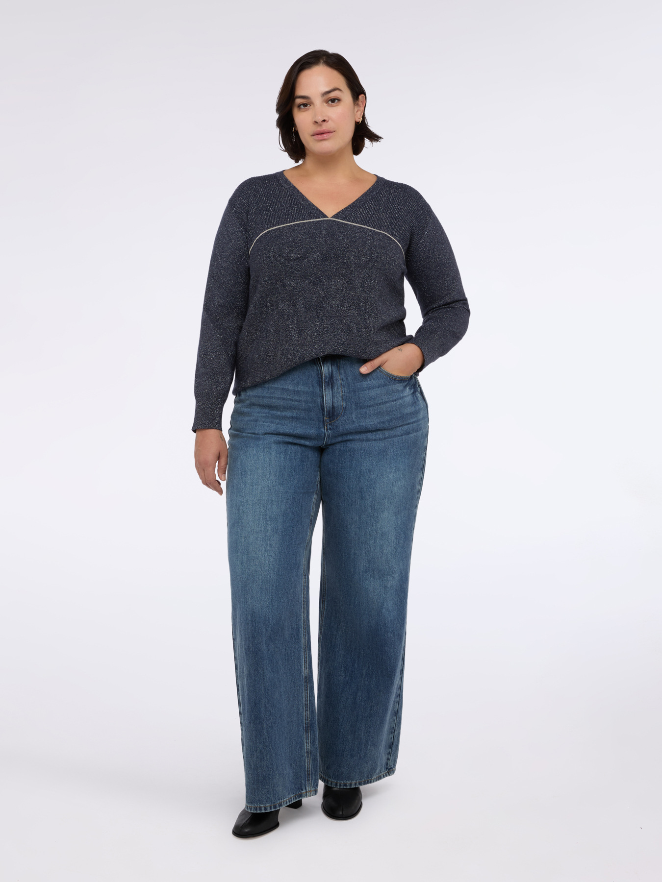 V-neck lurex sweater image number 0