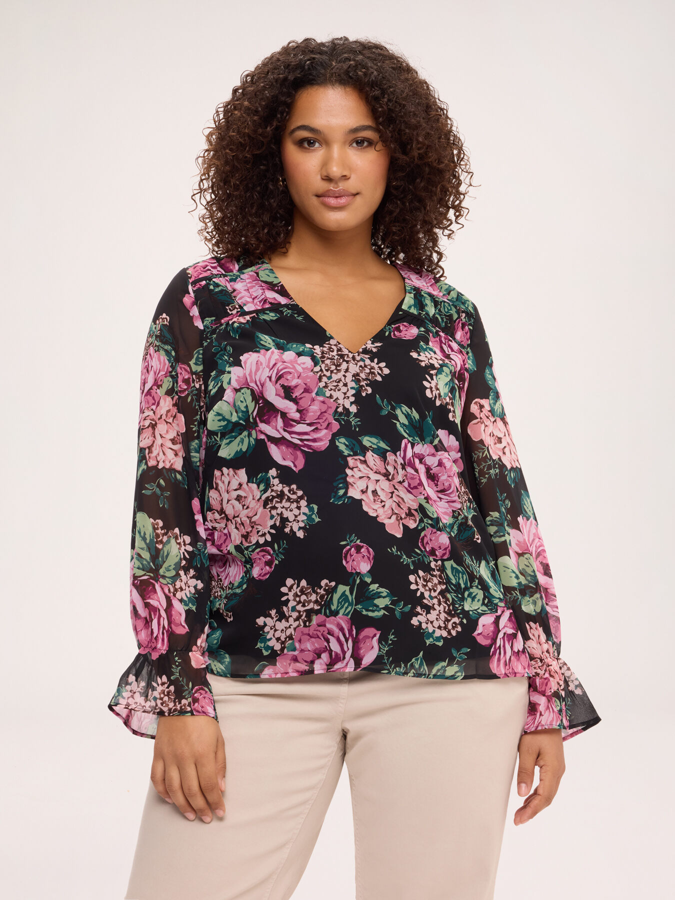 Blouse &agrave; imprim&eacute; fleuri image number 0