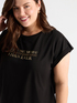 Camiseta con texto image number 3