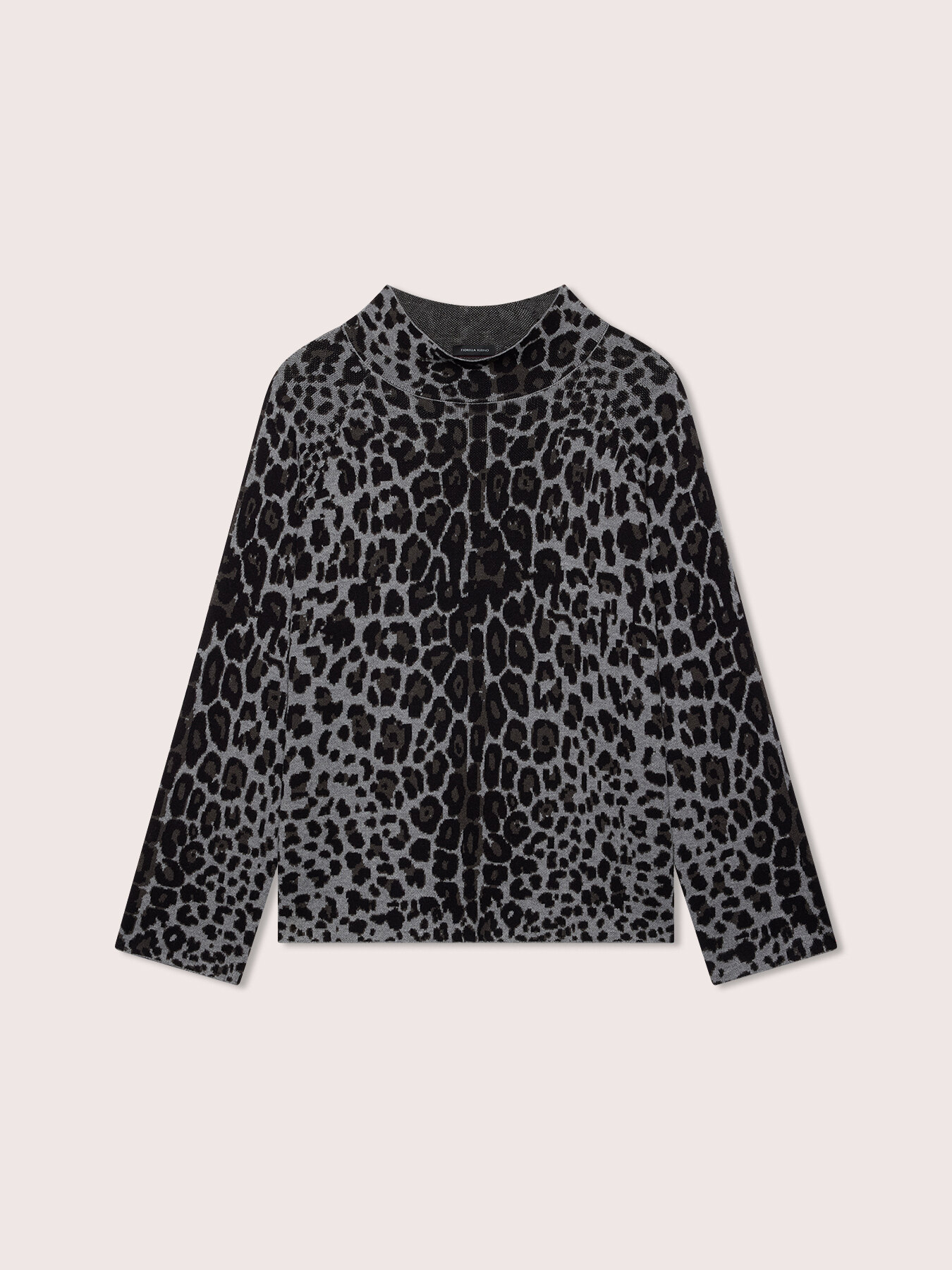 Heavy knit turtleneck with print image number 5