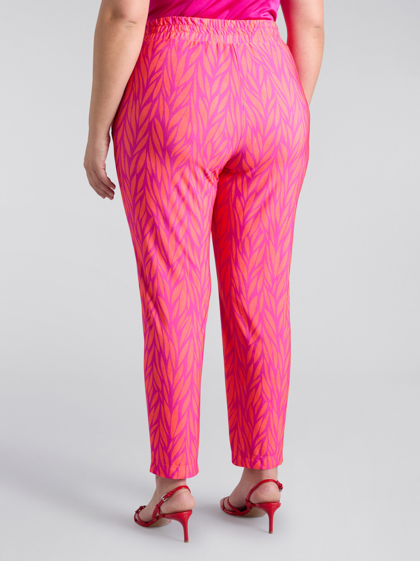 Pantaloni stampati image number 1