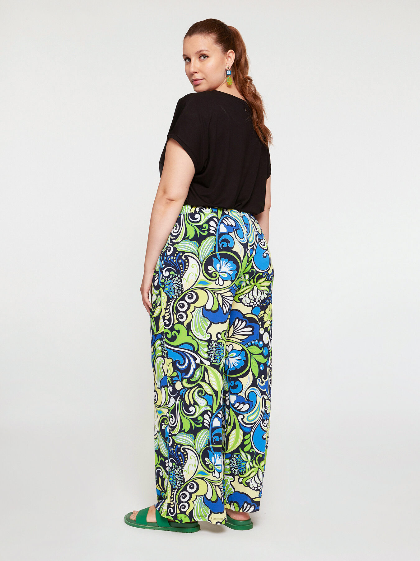 Pantalones anchos con estampado image number 1