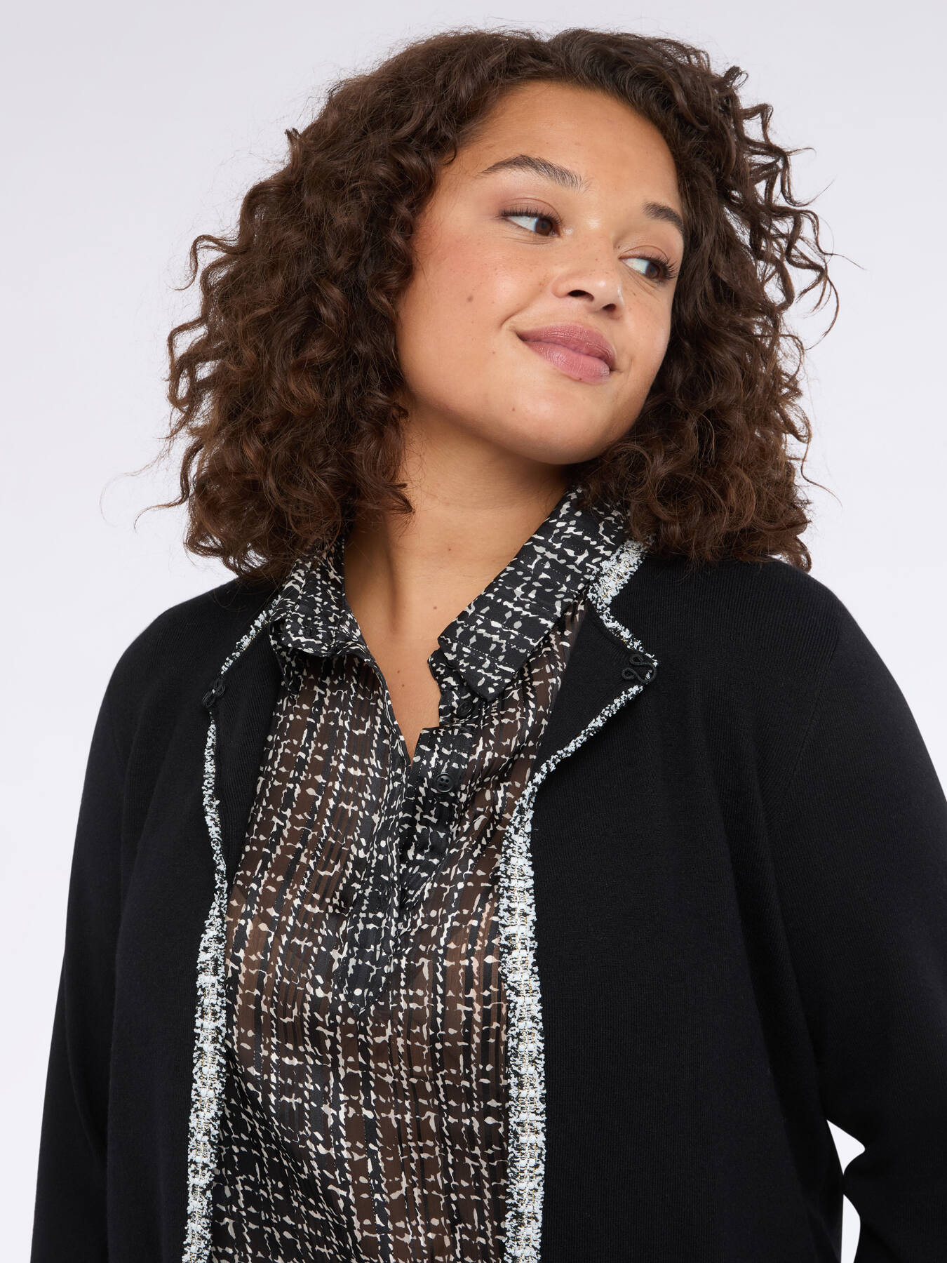 Strickjacke mit Fransen image number 3